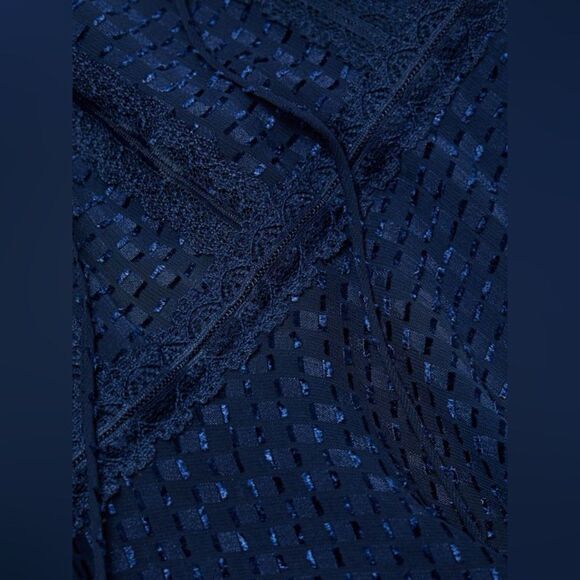 Alice + Olivia Joanne Handkerchief Dress Sz 8 - Picture 6 of 9